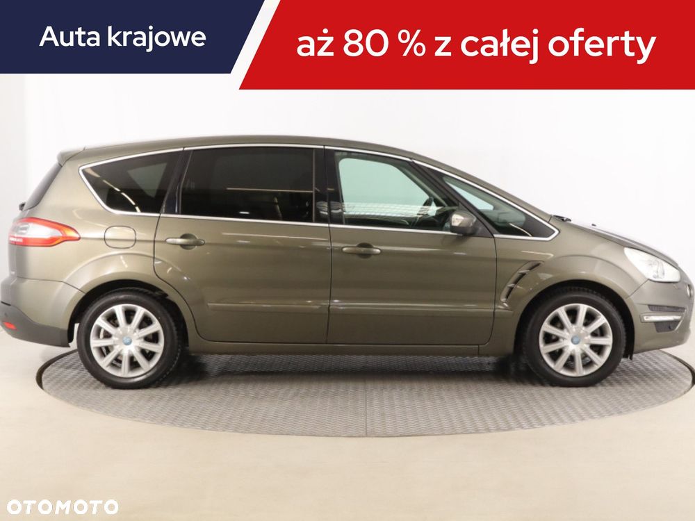 Ford S-Max - 8