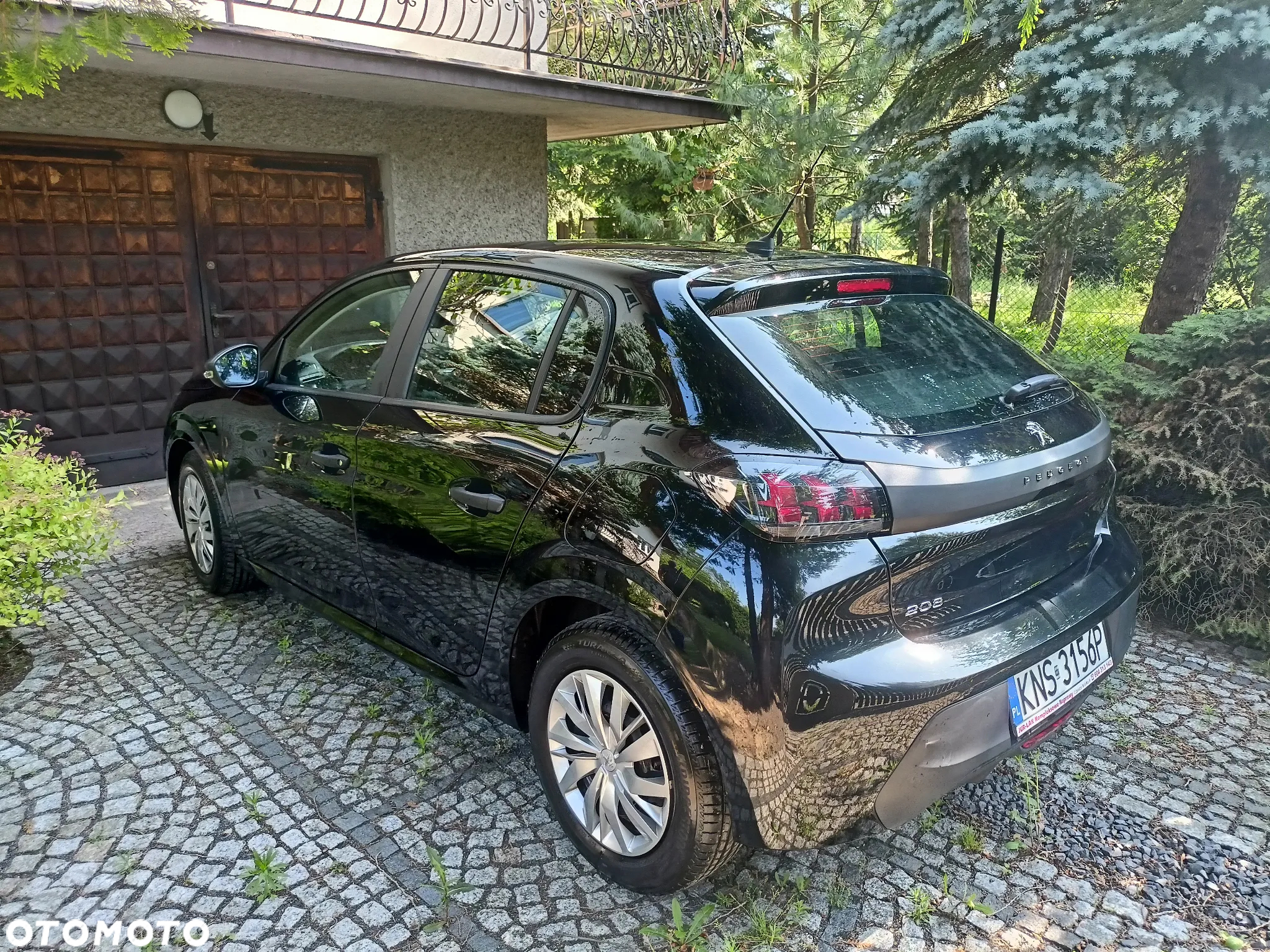 Peugeot 208 - 3