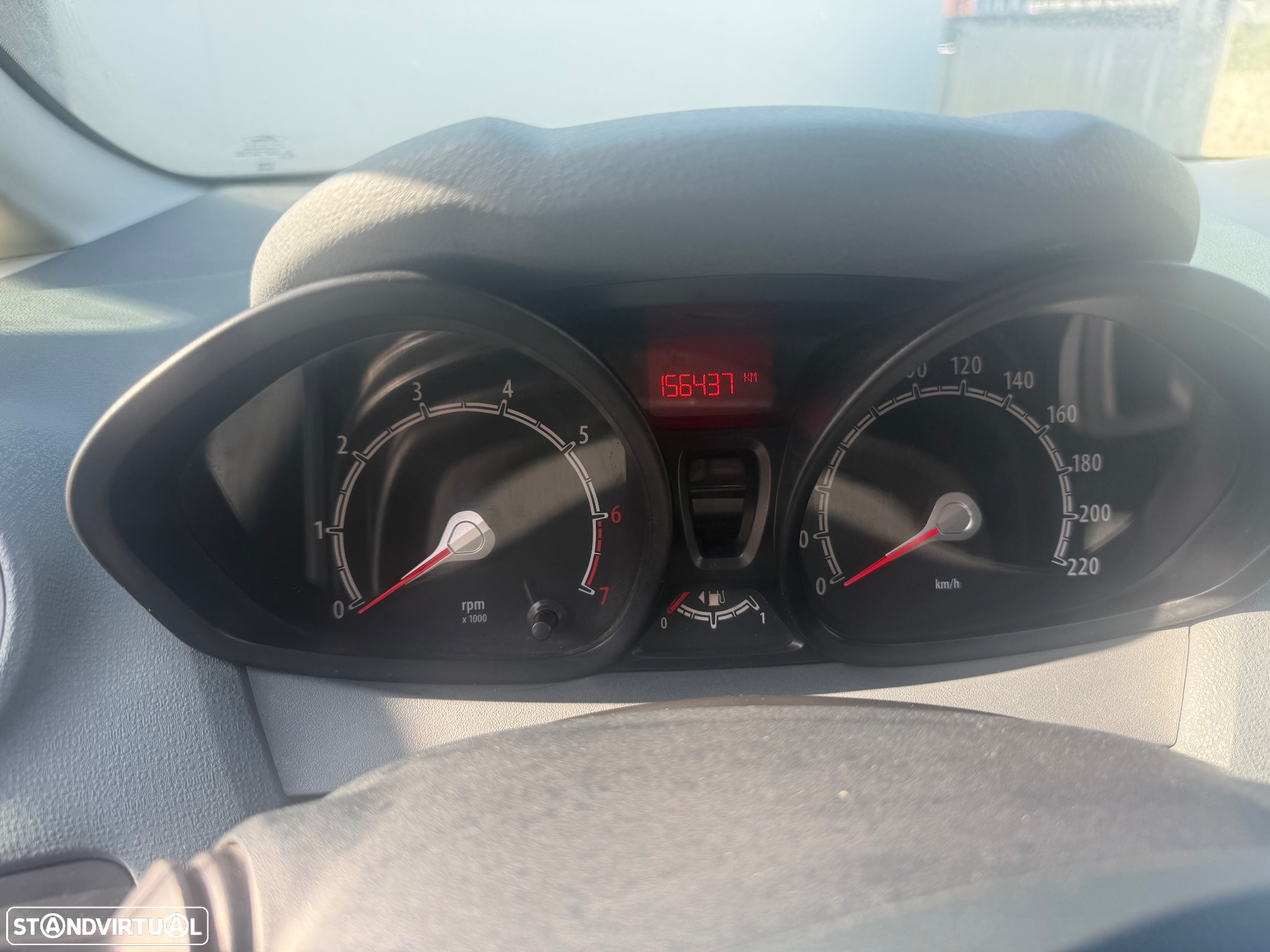 Ford Fiesta - 12