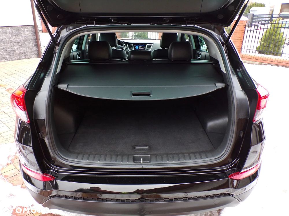 Hyundai Tucson 1.7 CRDI BlueDrive Comfort 2WD - 31