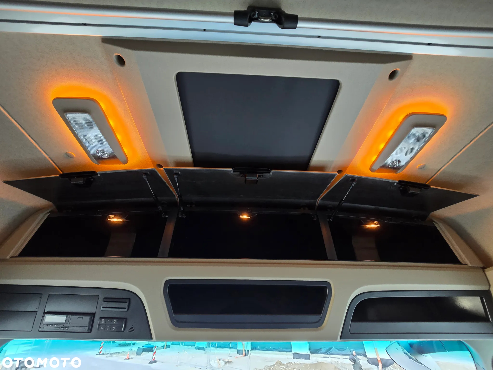 Mercedes-Benz Actros - 7