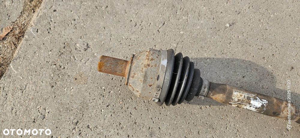 Półoś prawa przednia przód Ford Mondeo Mk4 2,2 TDCI 2008r 6-bieg manual - 2