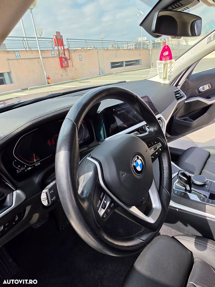 BMW Seria 3 320d xDrive AT MHEV - 18