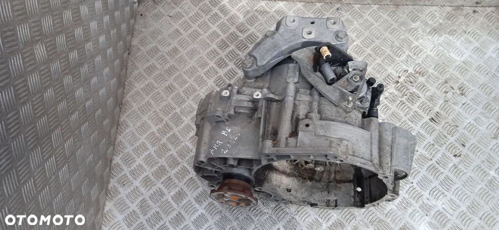 Skrzynia Biegów KNY AUDI B6 2.0 TDI - 1