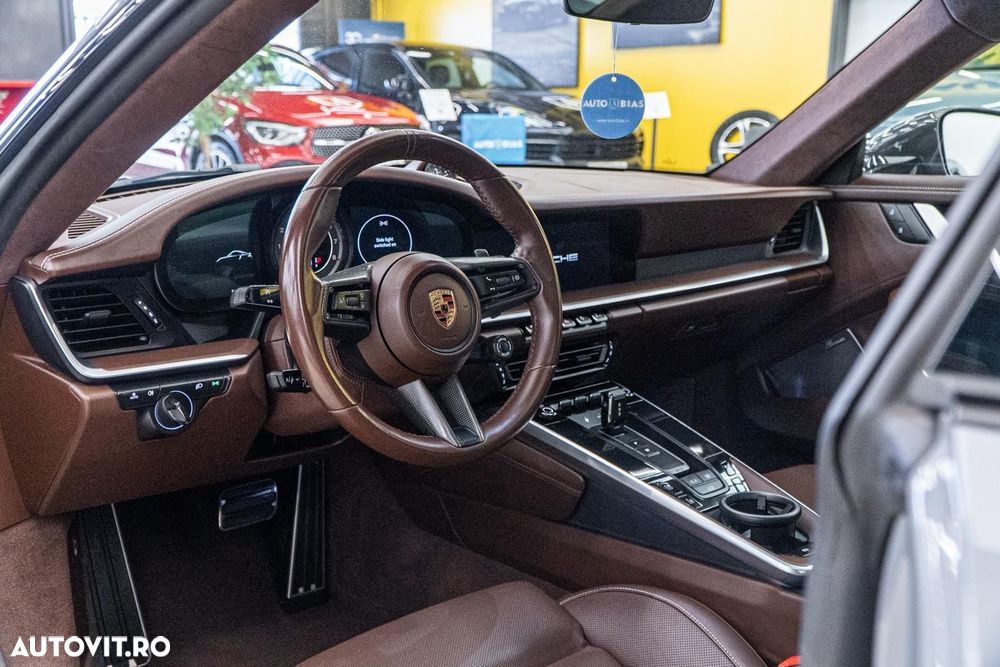 Porsche 911-TURBO-S - 15