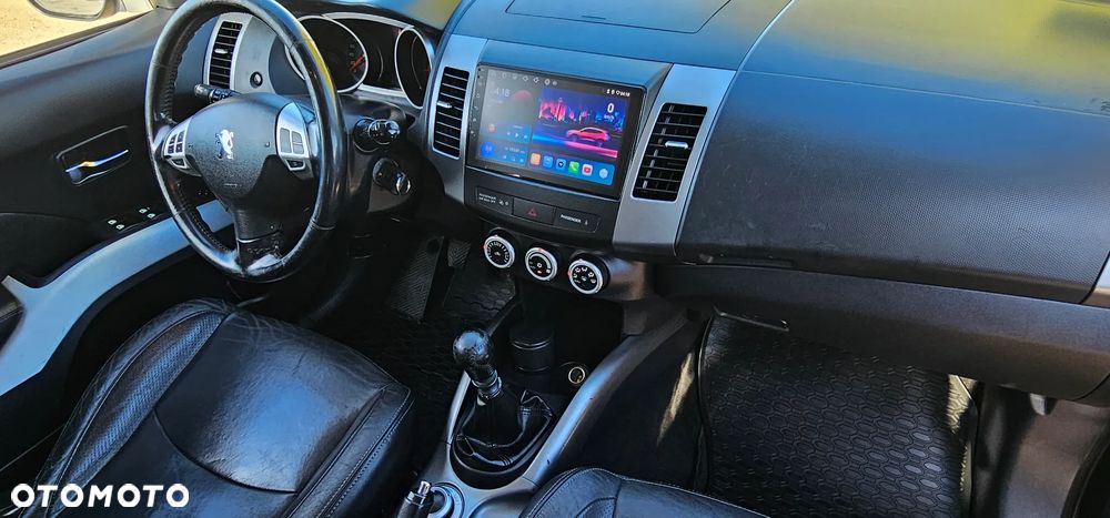 Peugeot 4007 HDI FAP 7-Sitzer Platinum - 11