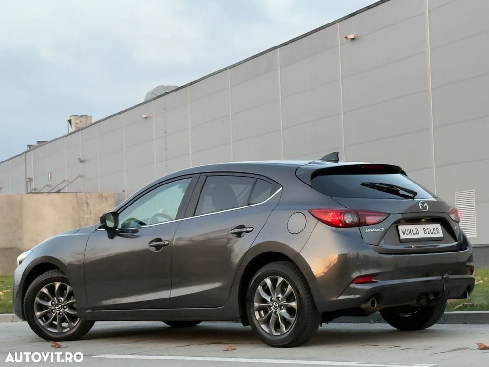 Mazda 3 - 3