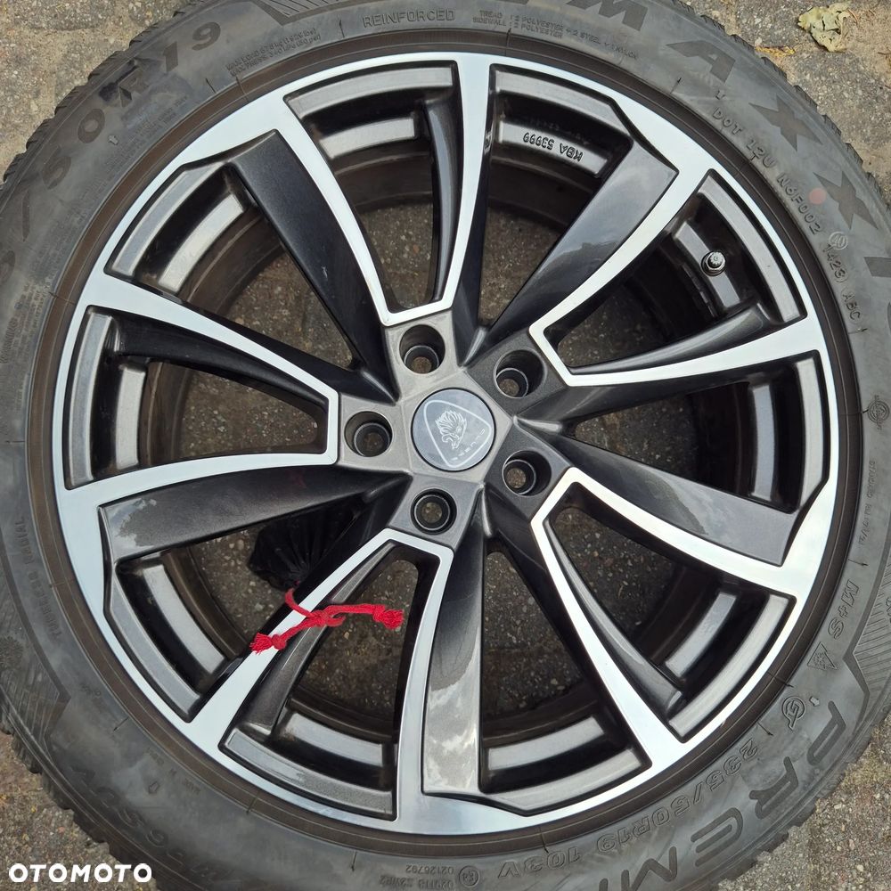 ZIMA 235/50 R19 HYUNDAI TUCSON IX35 KIA SPORTAGE OUTLANDER COMPASS RAV 4 - 5