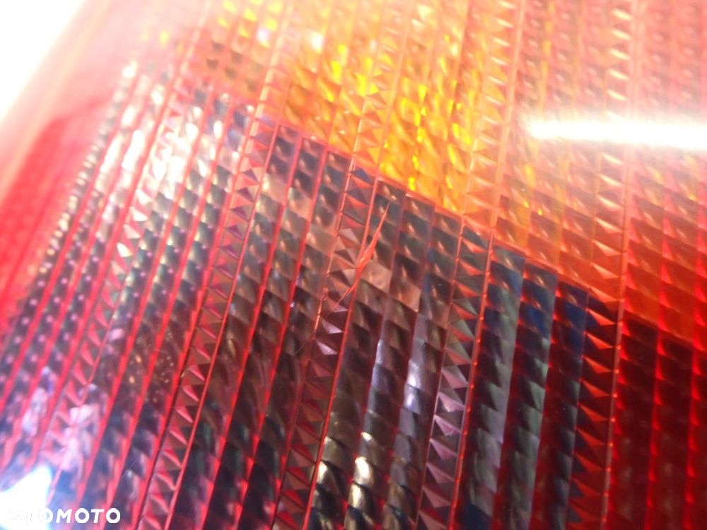 LAMPA LEWA TYLNA SUZUKI SWIFT IV - 2
