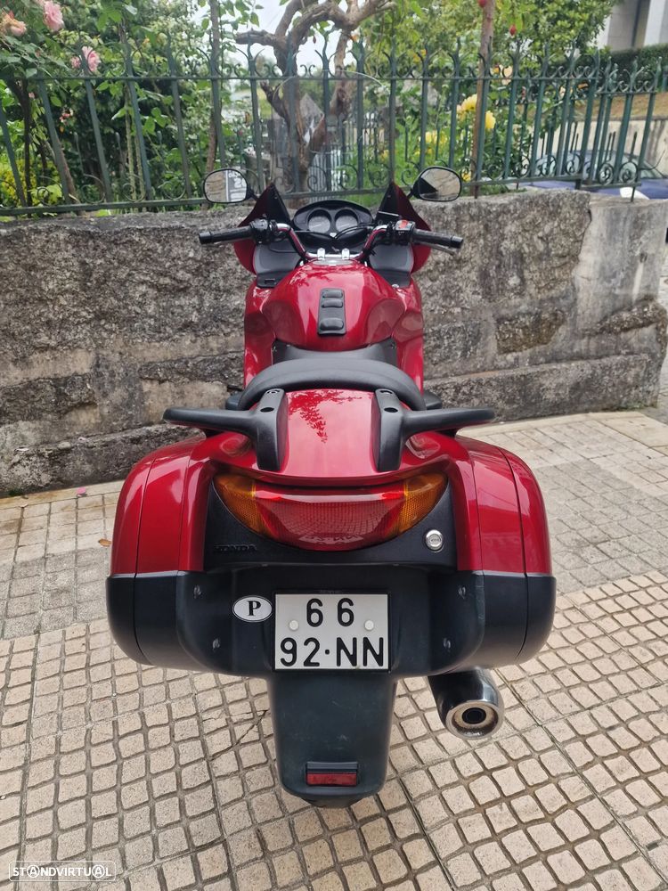 Honda Deauville - 12