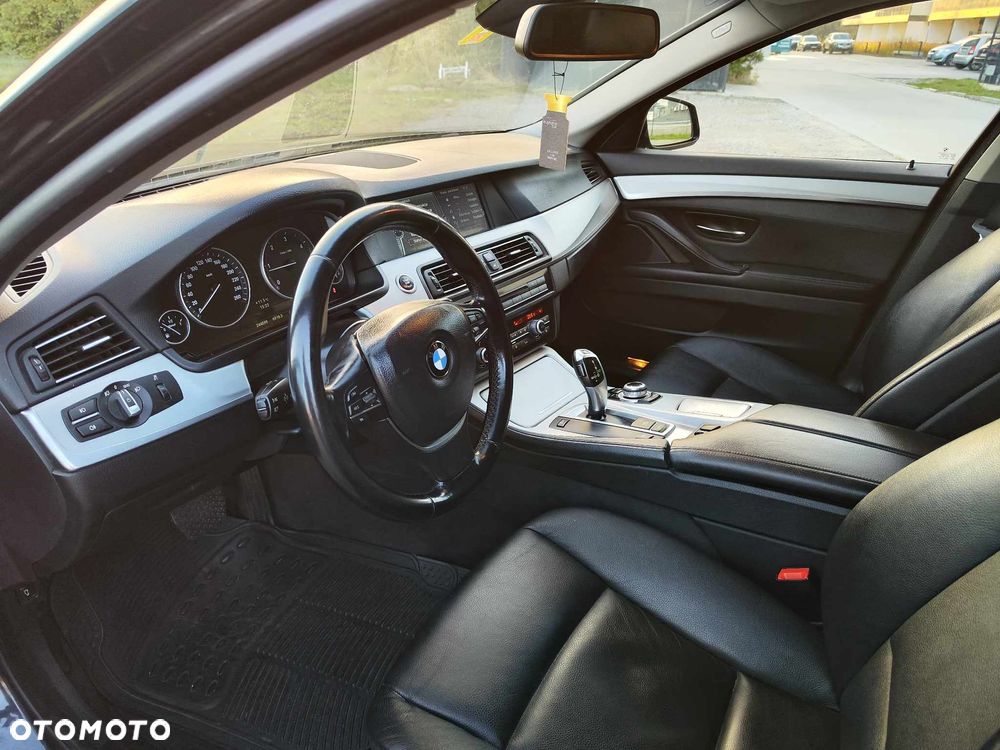 BMW Seria 5 520d BluePerformance - 10