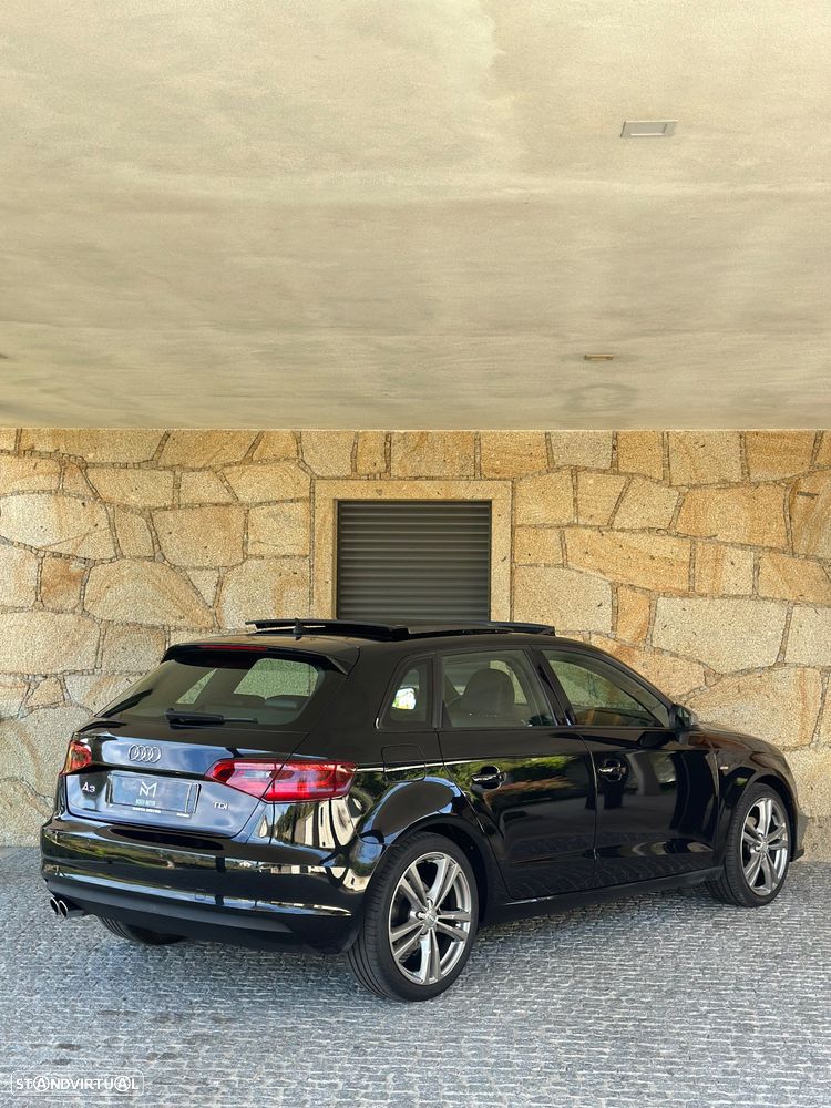 Audi A3 Sportback 2.0 TDI S tronic S line Sport Pack - 4