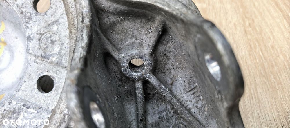 MOCOWANIE AMORTYZATORA OSADZENIE VW PASSAT B5 AUDI A4 B5 8D0412383E 2 SZT. - 5