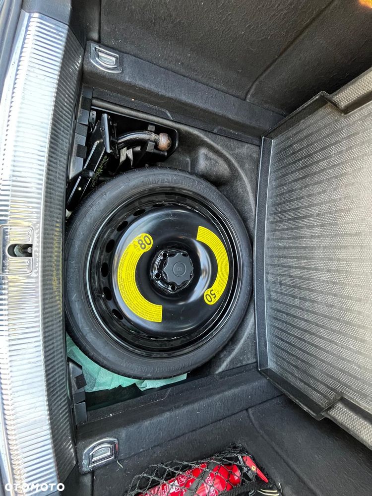 Audi A4 Avant 2.0 TDI - 16