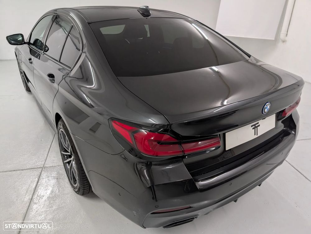 BMW 530 e Pack M - 8