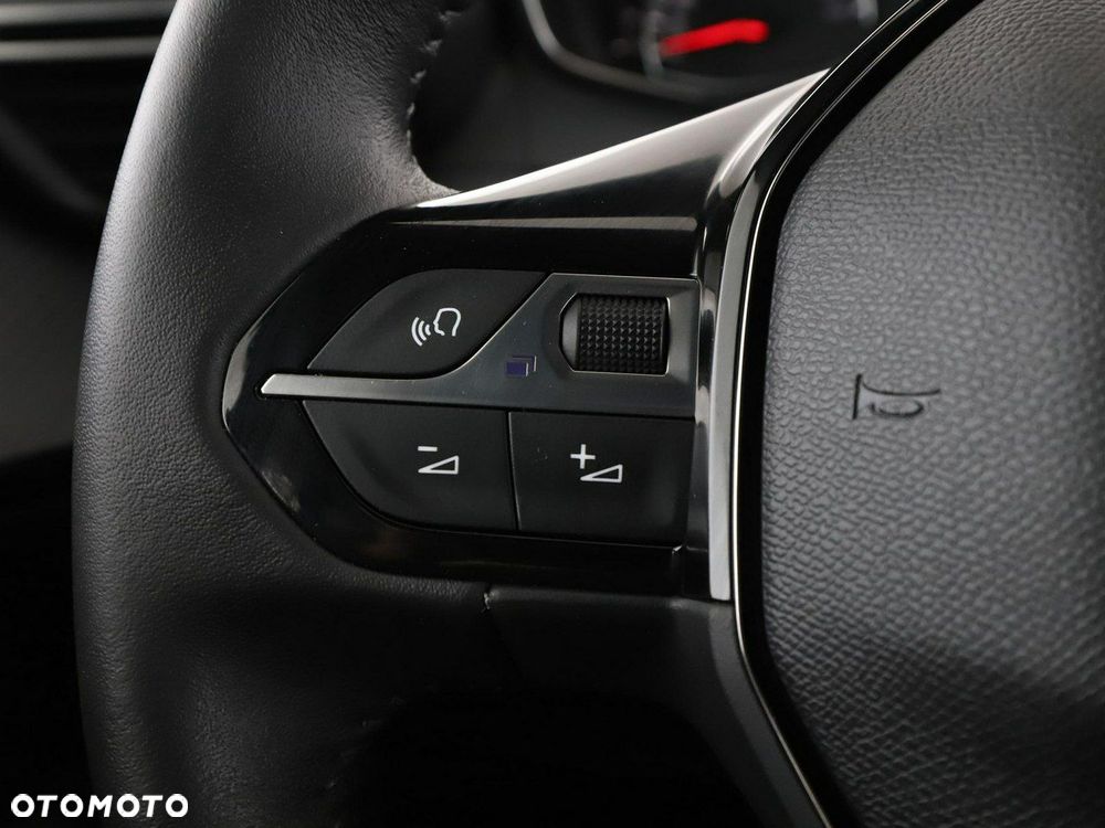 Peugeot 2008 PureTech 100 Active S&S BVM6 - 33