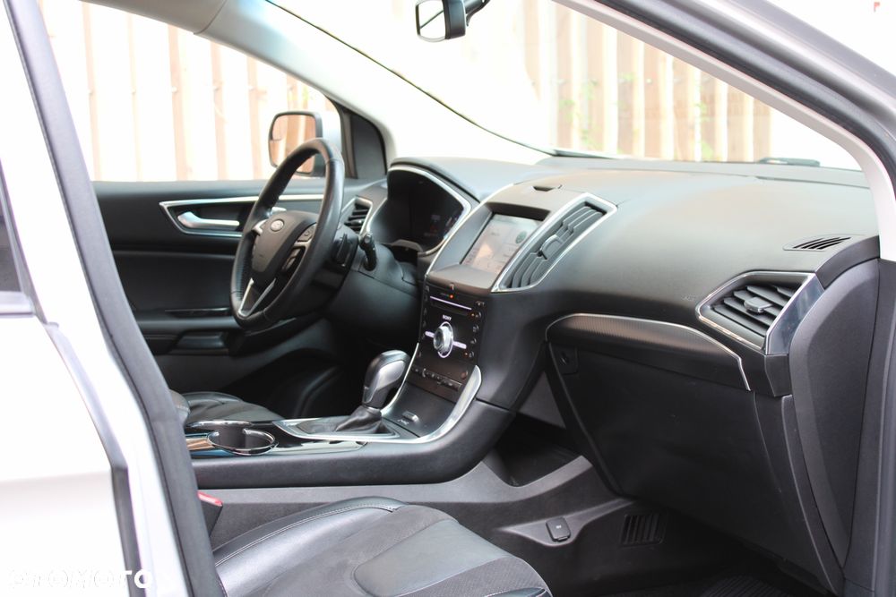 Ford Edge - 11