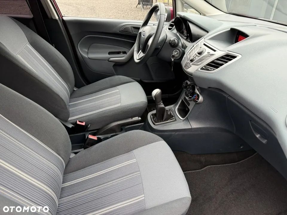 Ford Fiesta 1.25 Titanium - 29