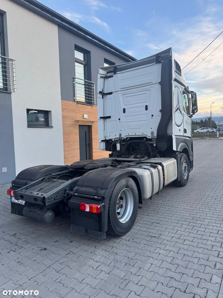 Mercedes-Benz 1845 - 3