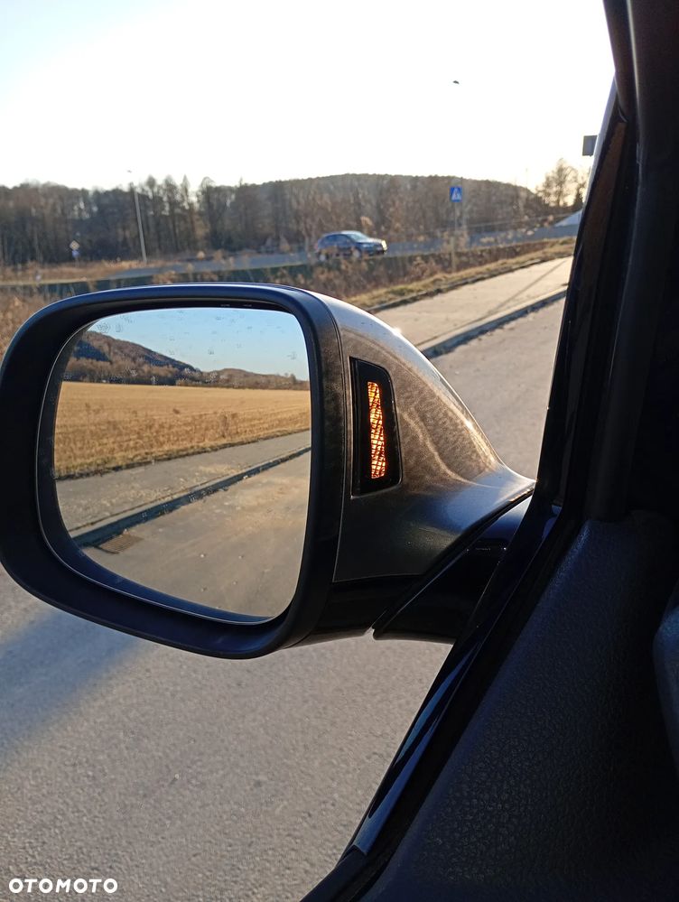 Volkswagen Multivan - 34