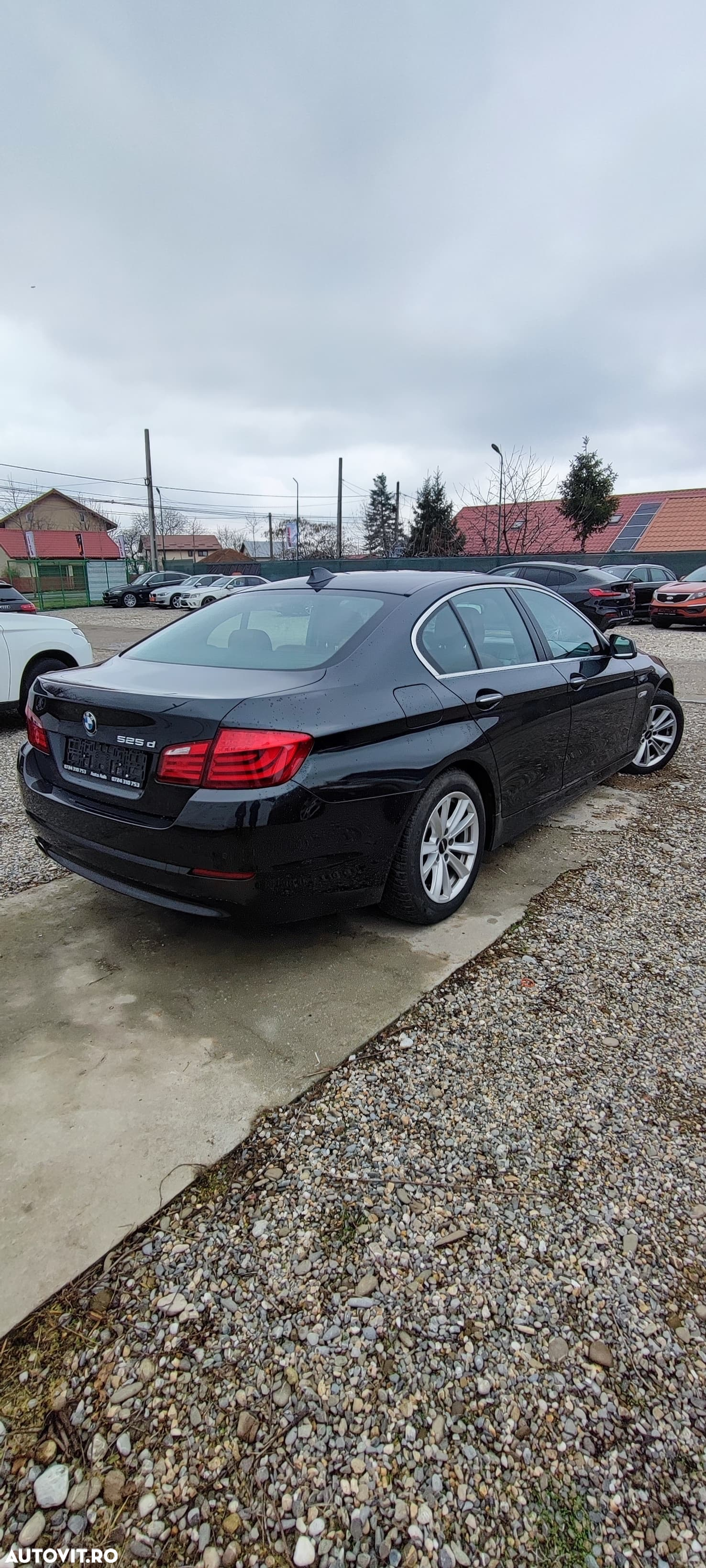 BMW Seria 5 525d xDrive AT - 4
