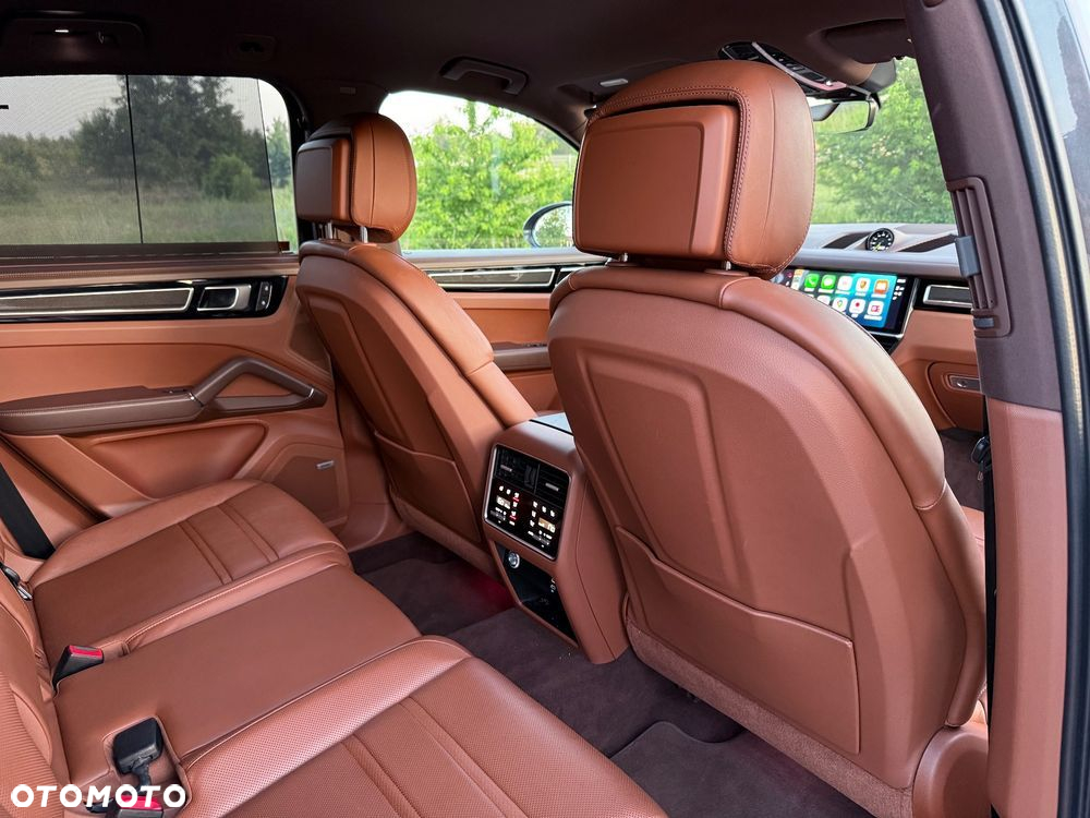 Porsche Cayenne E-Hybrid Platinum Edition - 22
