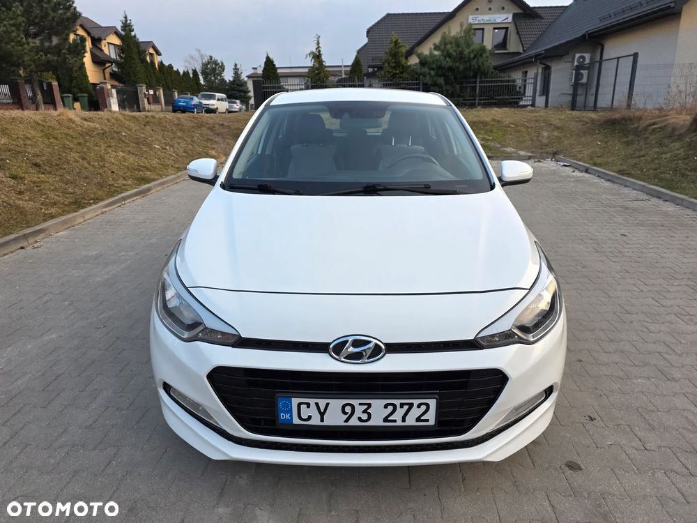 Hyundai i20 - 10