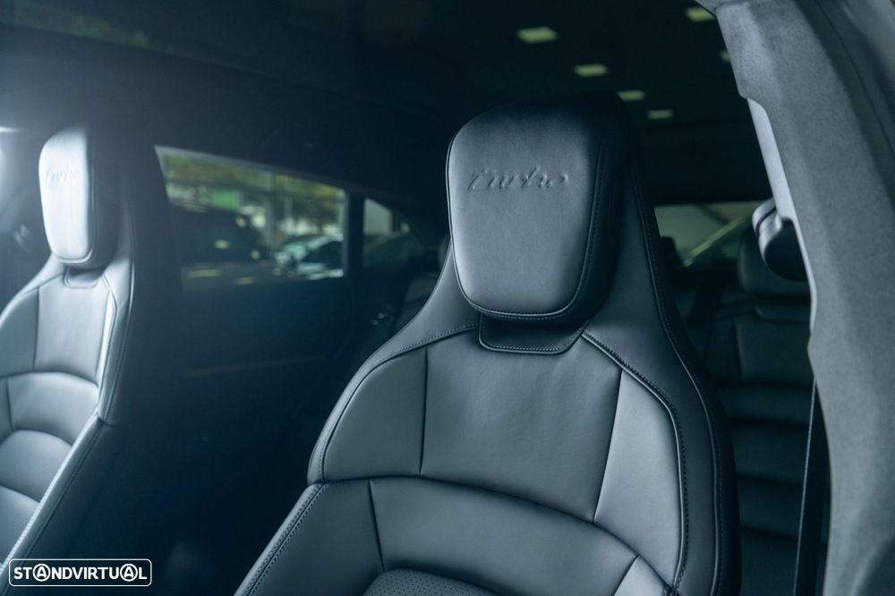 Porsche Taycan Cross Turismo Turbo - 20