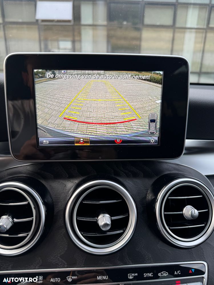 Mercedes-Benz GLC 220 d 4MATIC 9G-TRONIC AMG Line Plus - 22