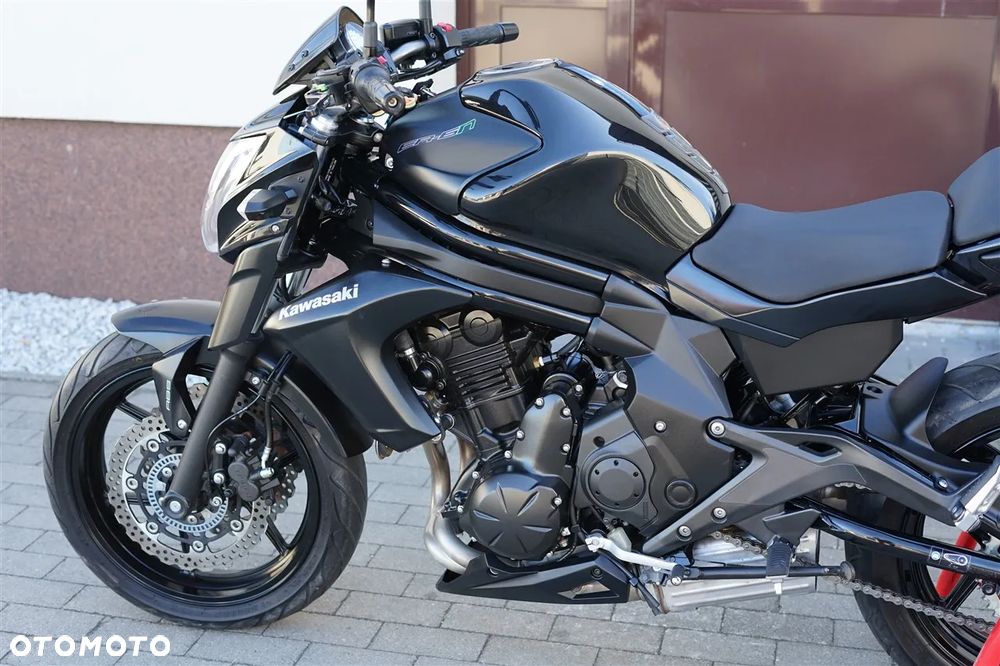 Kawasaki ER - 25