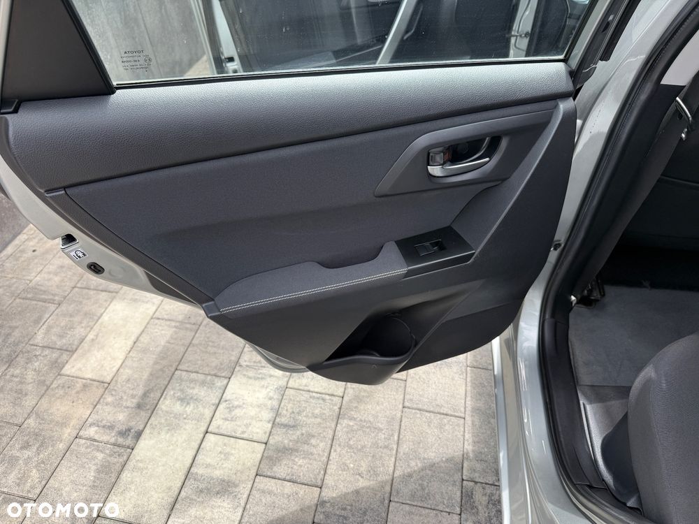 Toyota Auris Hybrid 135 Premium - 26