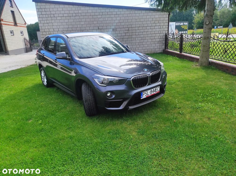 BMW X1 xDrive20i - 1