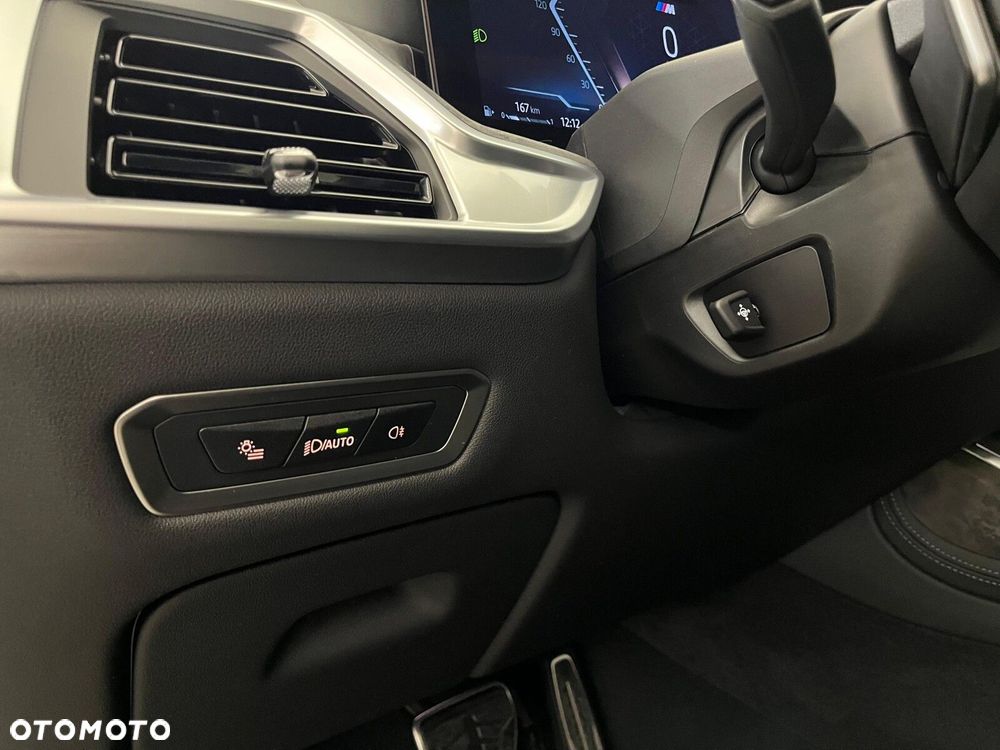 BMW X7 - 17