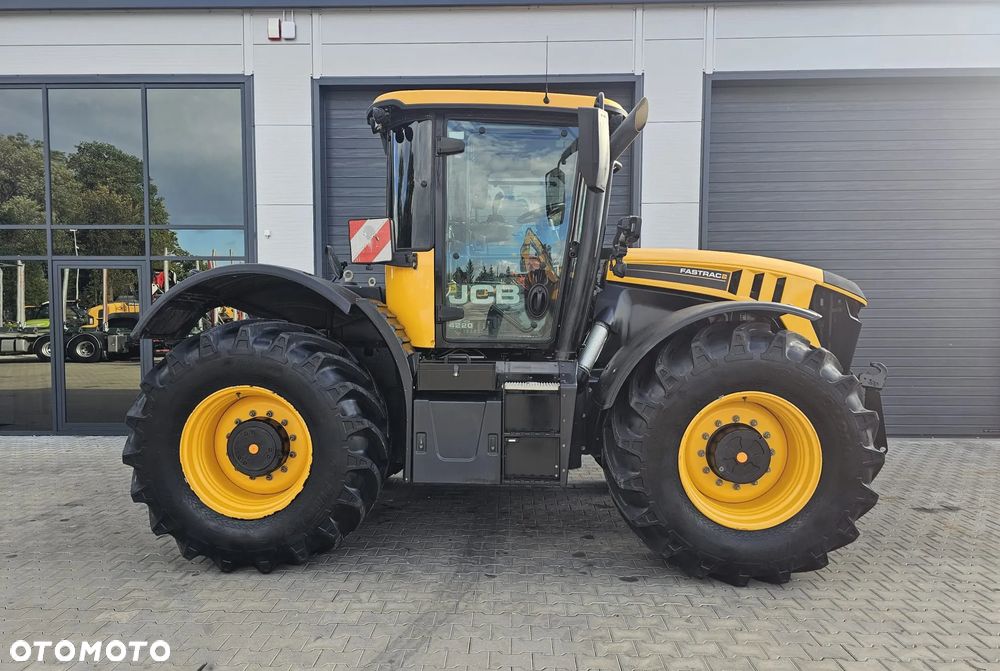 JCB FASTRAC 4220 - 2