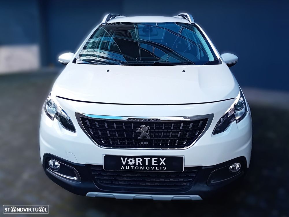 Peugeot 2008 1.2 PureTech Allure - 3