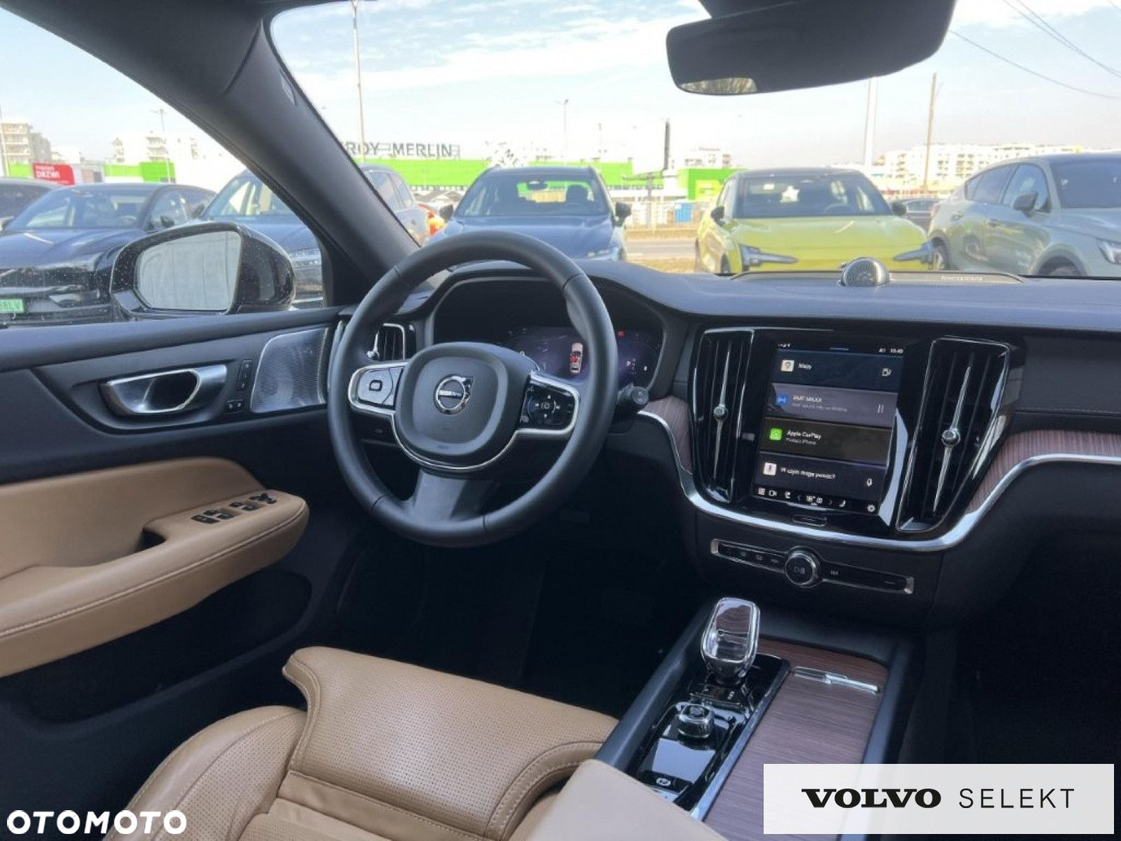 Volvo V60 Cross Country - 13