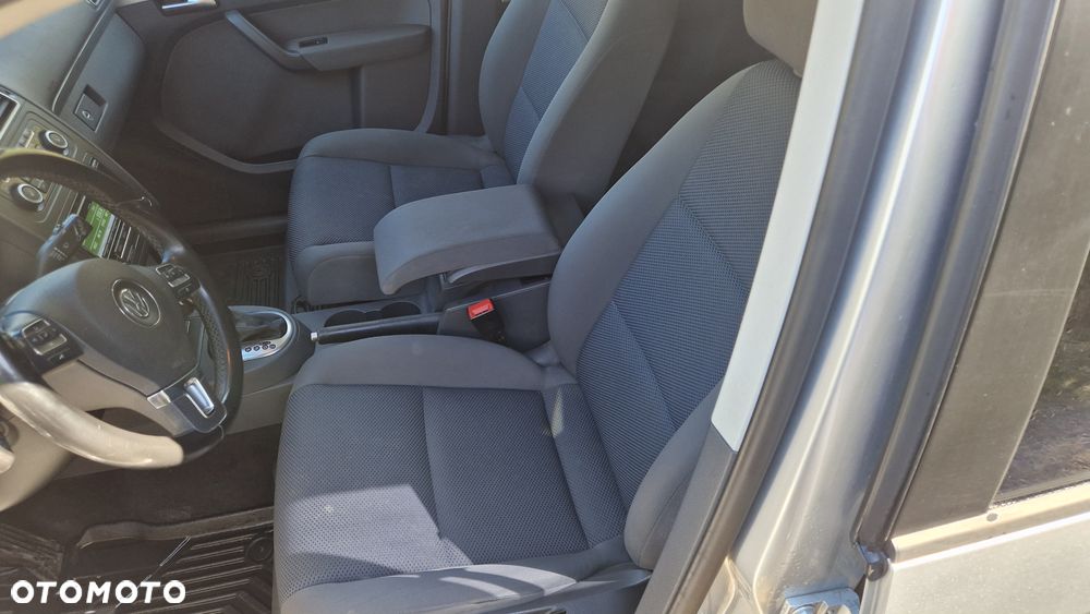 Volkswagen Touran 1.6 TDI DPF DSG Highline - 14