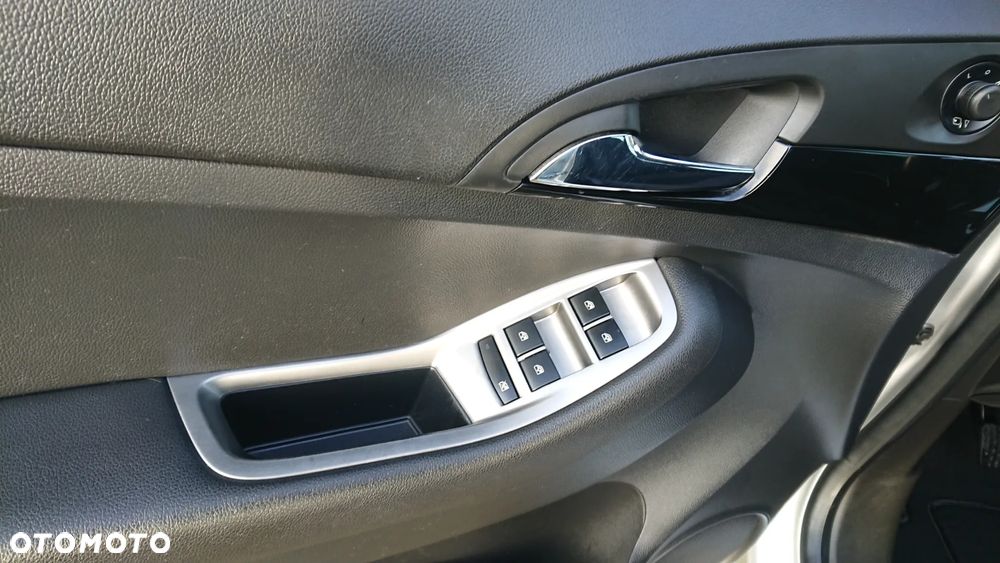 Chevrolet Orlando - 12