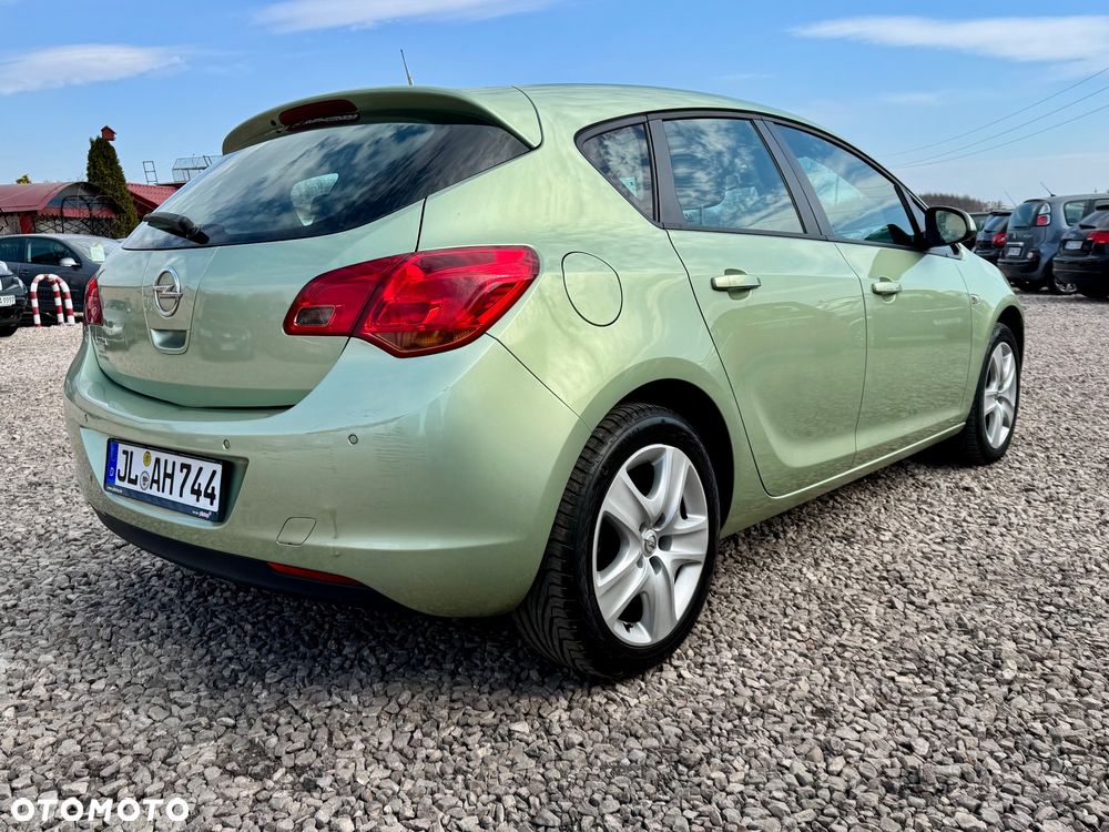 Opel Astra - 13