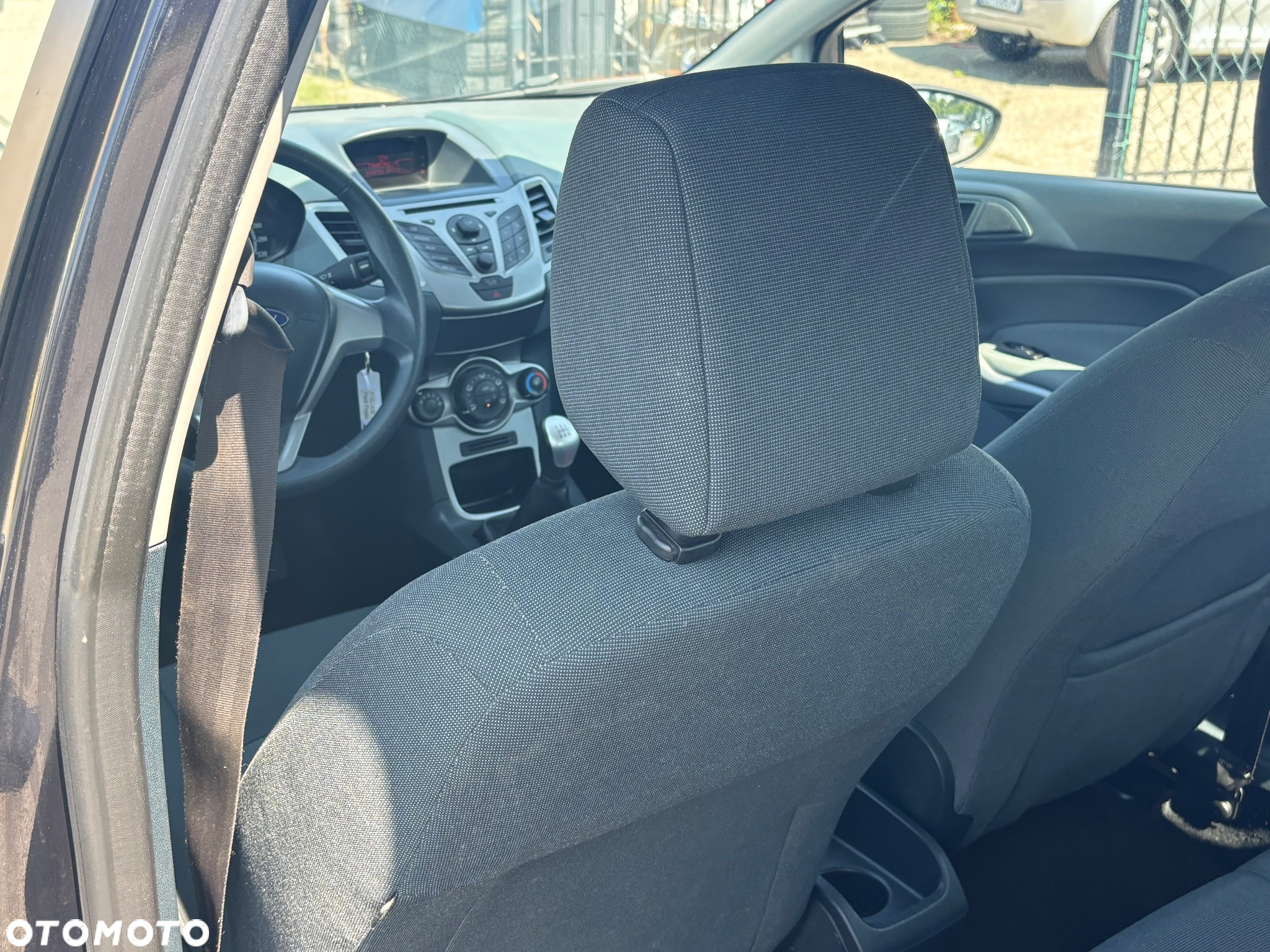 Ford Fiesta 1.25 Trend - 17