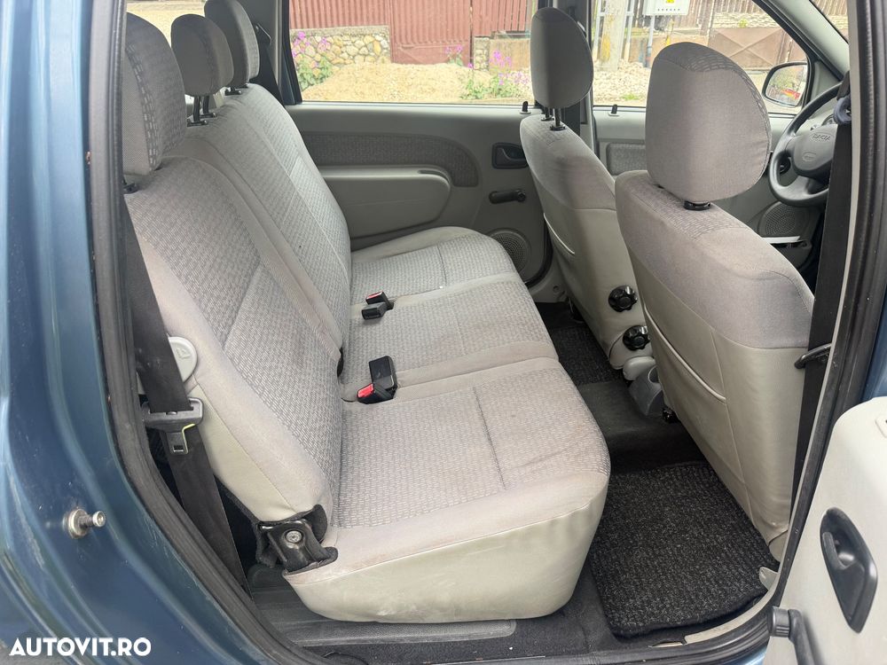 Dacia Logan 1.6 16V Laureate - 12