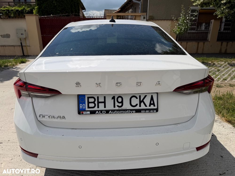 Skoda Octavia 2.0 TDI DSG Style - 14