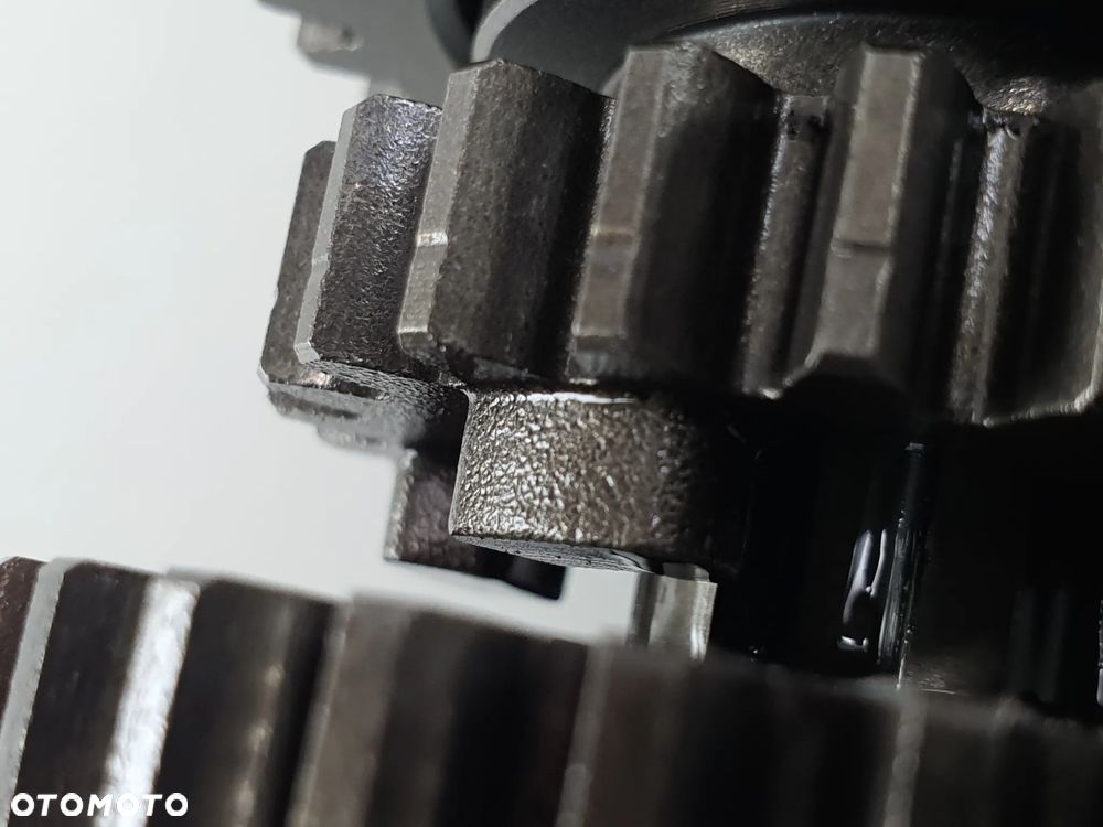 SKRZYNIA BIEGOW WALEK TRYB WODZIK  KTM DUKE 125 - 31