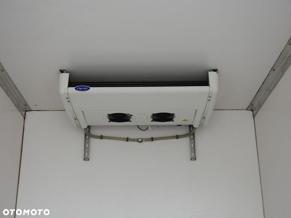 Iveco DAILY 35C15 KONTENER CHŁODNIA -12*C ZASILANIE 230V TEMPOMAT KLIMATYZACJA BLIŹNIACZE KOŁA  150KM - 25