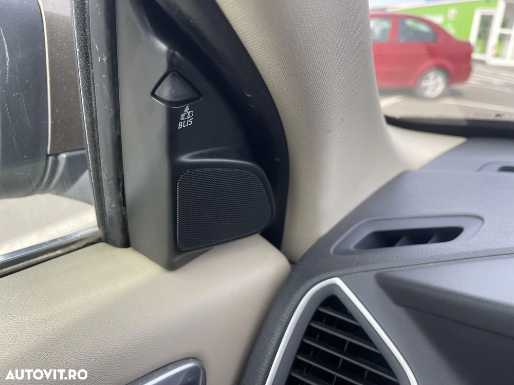 Volvo XC 60 D4AWD Momentum - 11