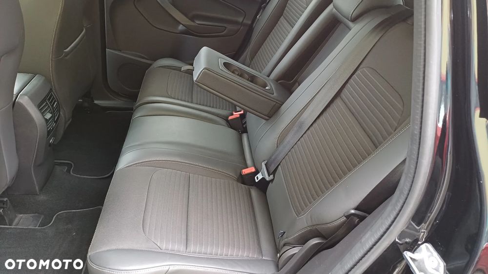 Ford Kuga 1.5 EcoBoost 2x4 Individual - 24