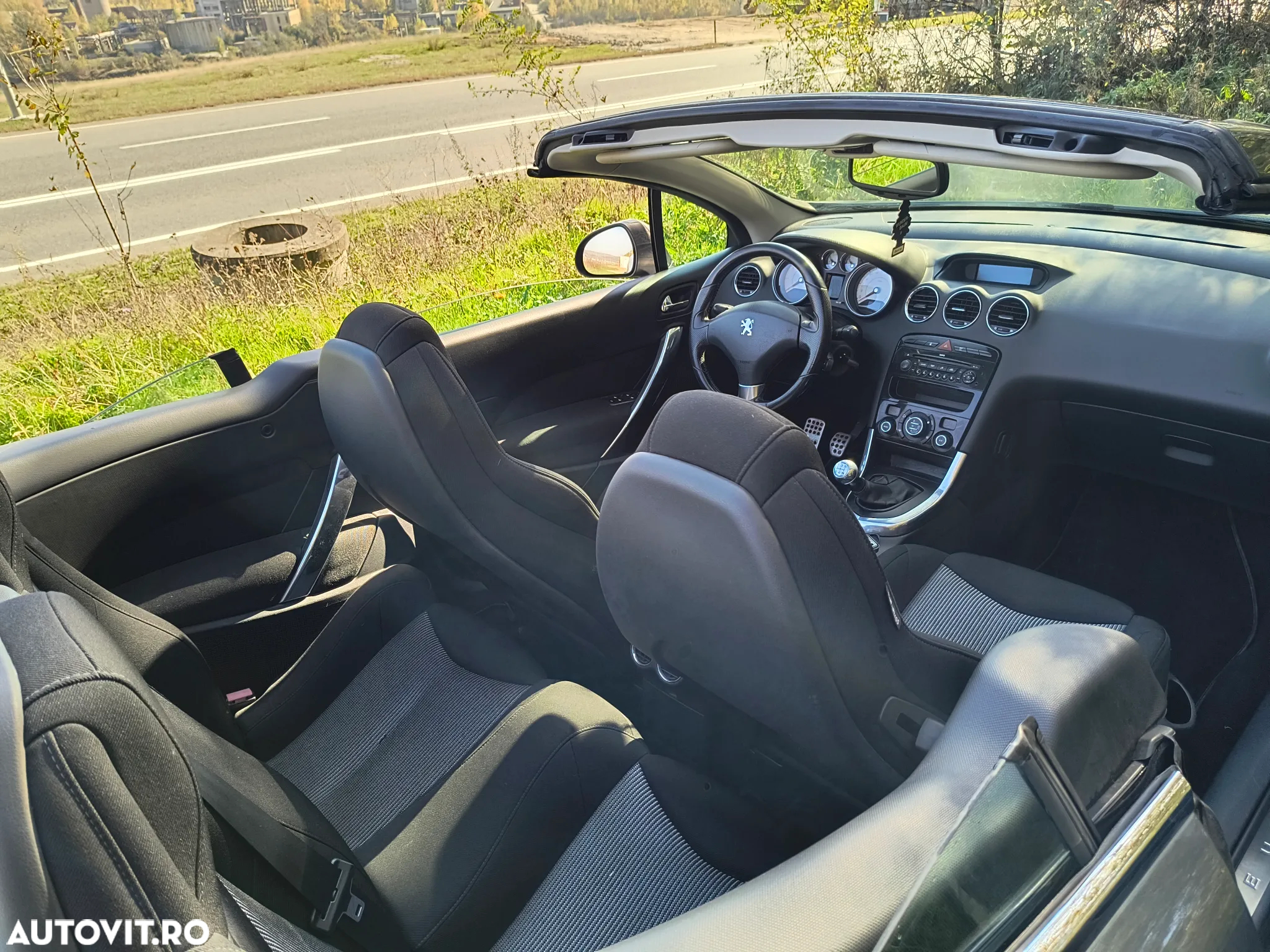 Peugeot 308 CC 1.6 E Premium - 3