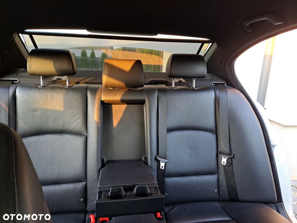 BMW Seria 5 - 16