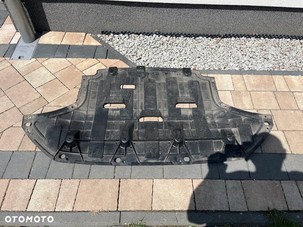 Hyundai Kona płyta pod silnik