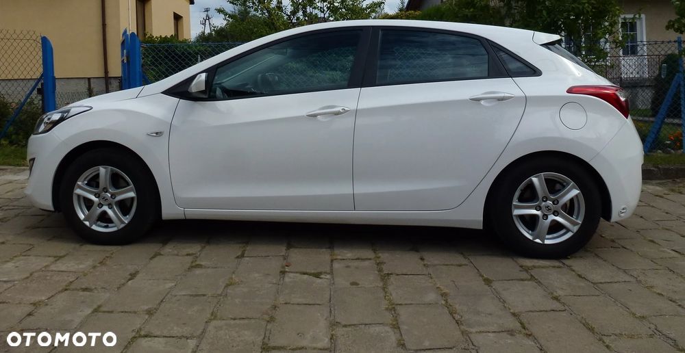Hyundai i30 1.4 Comfort - 4